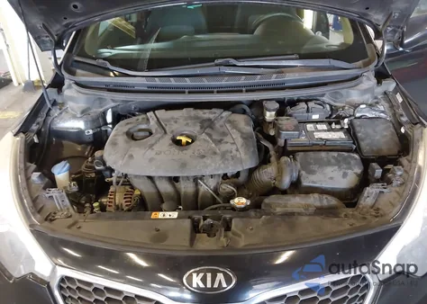 2014 Kia Forte Lx z USA, uszkodzony, nr VIN KNAFX4A67E5065533